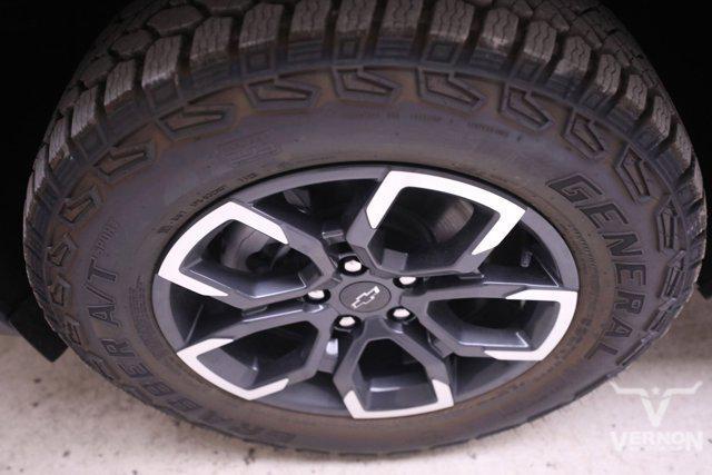 new 2026 Chevrolet Equinox car, priced at $32,996