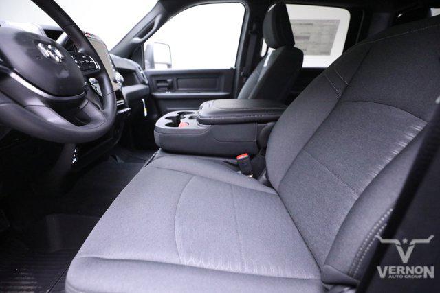 new 2025 Ram 2500 car, priced at $59,998