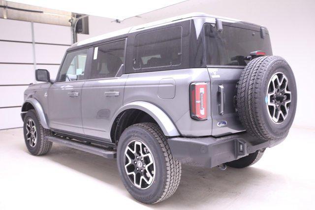 new 2024 Ford Bronco car, priced at $45,499