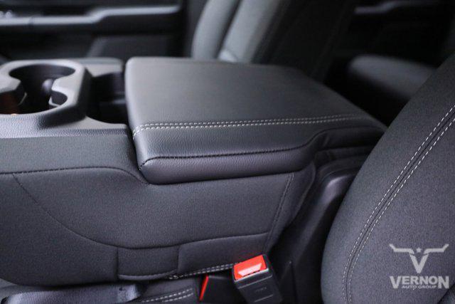 new 2025 Ram 1500 car, priced at $45,945