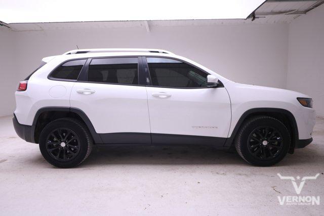 used 2021 Jeep Cherokee car, priced at $15,899