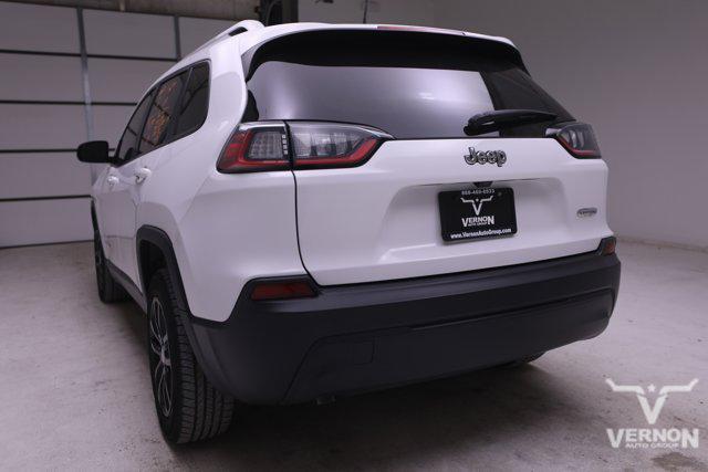 used 2021 Jeep Cherokee car, priced at $15,899