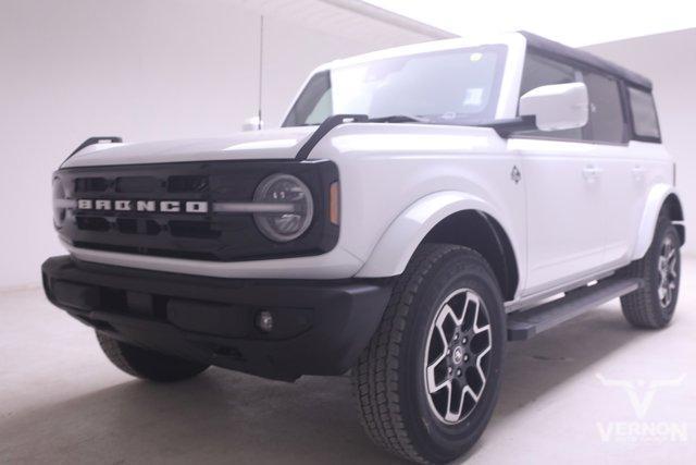 new 2024 Ford Bronco car, priced at $49,564