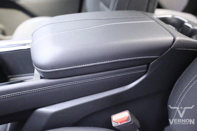 new 2026 Chevrolet Traverse car, priced at $40,764