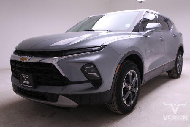 new 2025 Chevrolet Blazer car, priced at $37,504