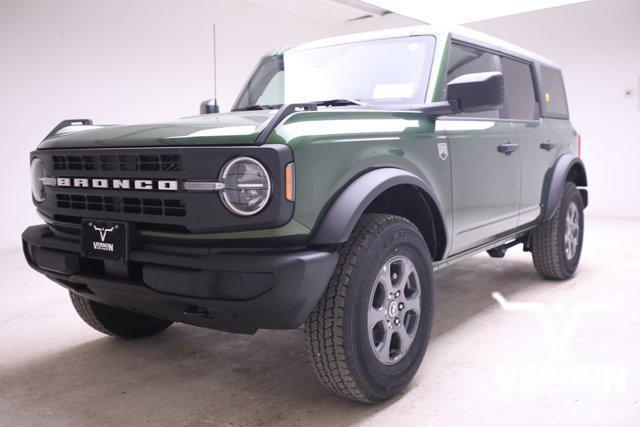 new 2025 Ford Bronco car, priced at $41,804