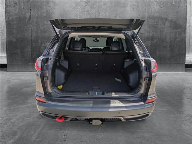 used 2019 Jeep Cherokee car, priced at $22,249