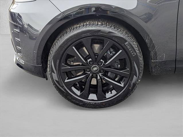 new 2026 Land Rover Discovery car, priced at $81,141