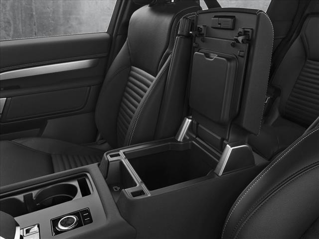 new 2025 Land Rover Discovery car, priced at $80,718