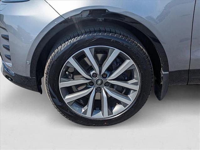 new 2025 Land Rover Discovery car, priced at $80,943
