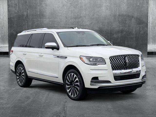 used 2024 Lincoln Navigator car, priced at $89,992