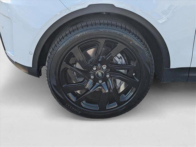 new 2025 Land Rover Discovery car, priced at $67,753
