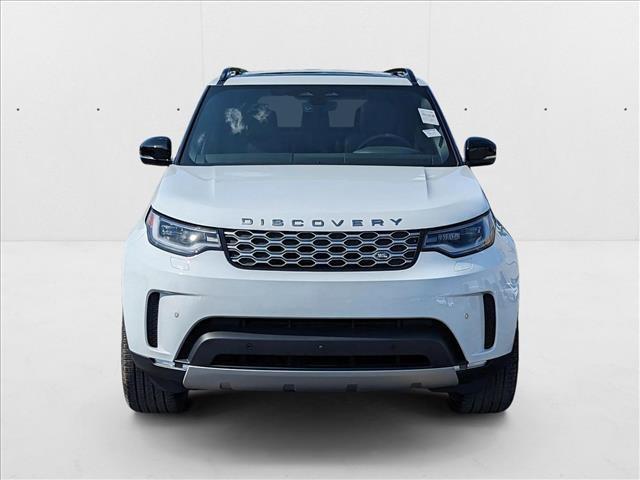 new 2025 Land Rover Discovery car, priced at $67,753
