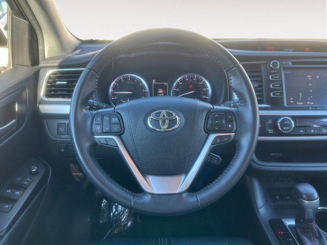 used 2019 Toyota Highlander car, priced at $36,999