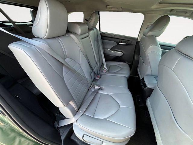 used 2023 Toyota Highlander car, priced at $45,999