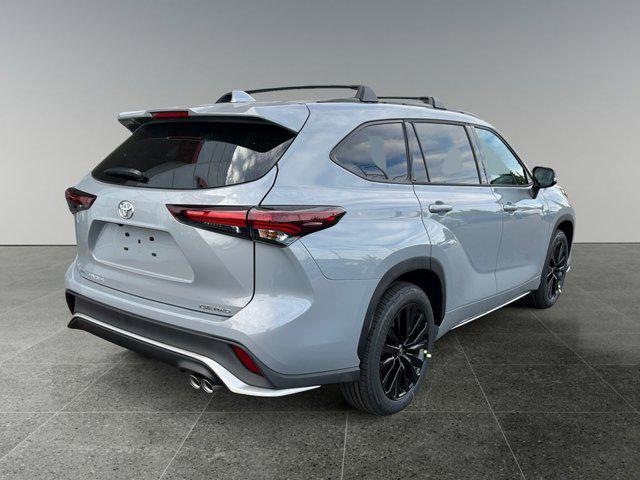 new 2025 Toyota Highlander car, priced at $49,733