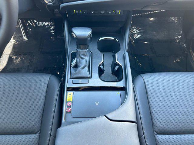 used 2023 Lexus ES 250 car, priced at $43,999