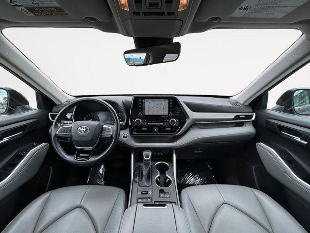 used 2021 Toyota Highlander car, priced at $36,527