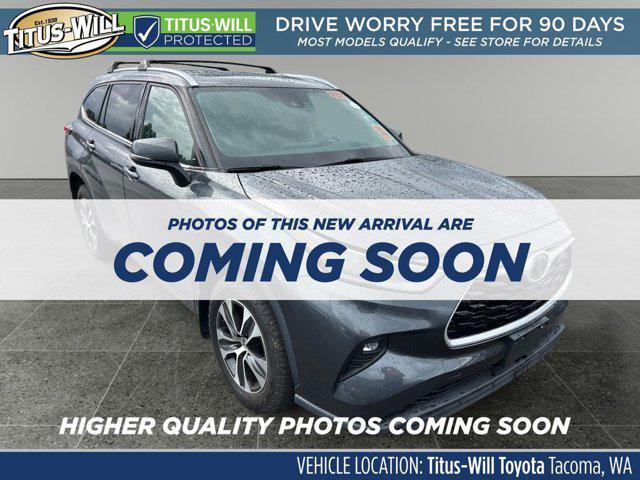 used 2021 Toyota Highlander car, priced at $35,999