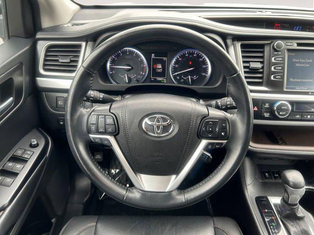 used 2019 Toyota Highlander car, priced at $27,875