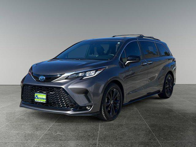 used 2022 Toyota Sienna car, priced at $46,589