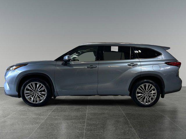 used 2022 Toyota Highlander Hybrid car, priced at $48,315