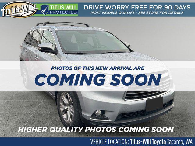 used 2015 Toyota Highlander car, priced at $23,999