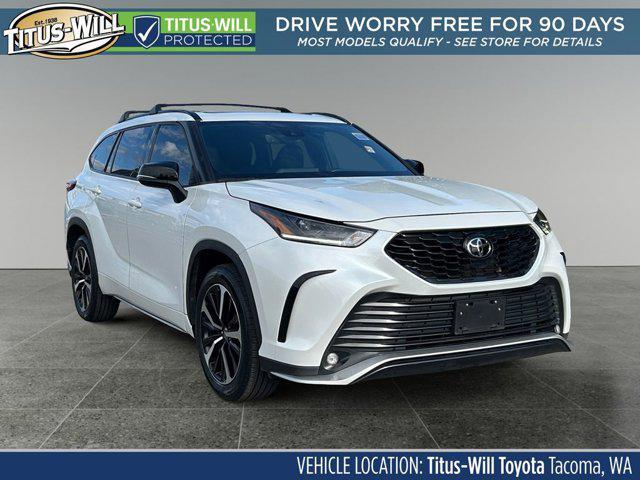 used 2022 Toyota Highlander car, priced at $39,999