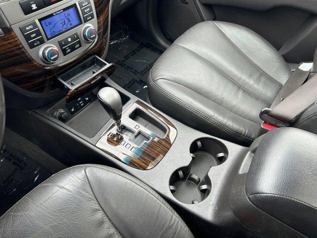 used 2012 Hyundai Santa Fe car, priced at $12,998