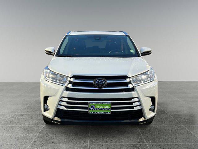 used 2019 Toyota Highlander car, priced at $26,999