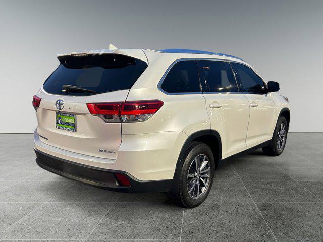 used 2019 Toyota Highlander car, priced at $26,999