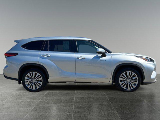 used 2021 Toyota Highlander Hybrid car, priced at $49,998