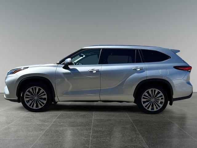 used 2021 Toyota Highlander Hybrid car, priced at $49,998