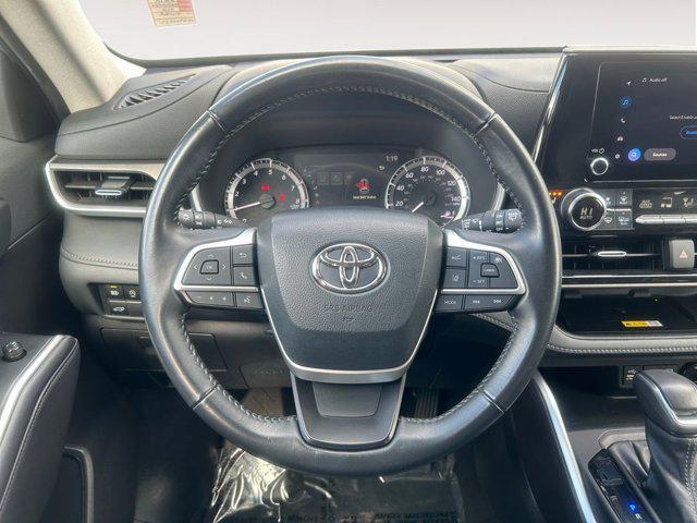 used 2023 Toyota Highlander car, priced at $35,270