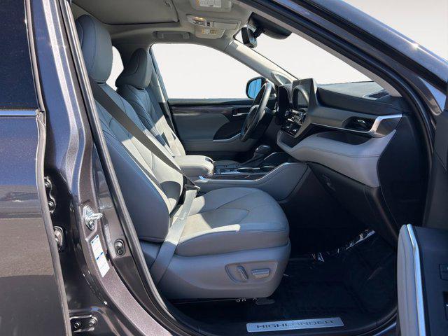 used 2022 Toyota Highlander Hybrid car, priced at $46,985