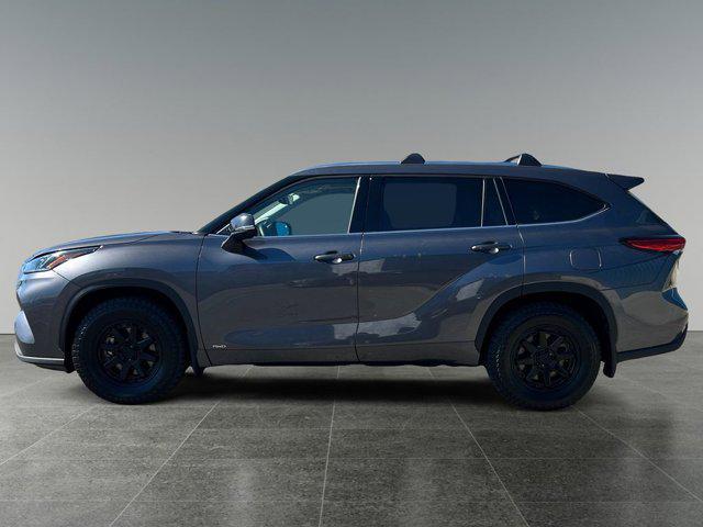 used 2022 Toyota Highlander Hybrid car, priced at $46,985
