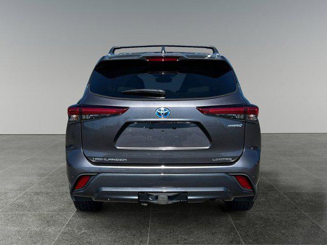 used 2022 Toyota Highlander Hybrid car, priced at $46,985