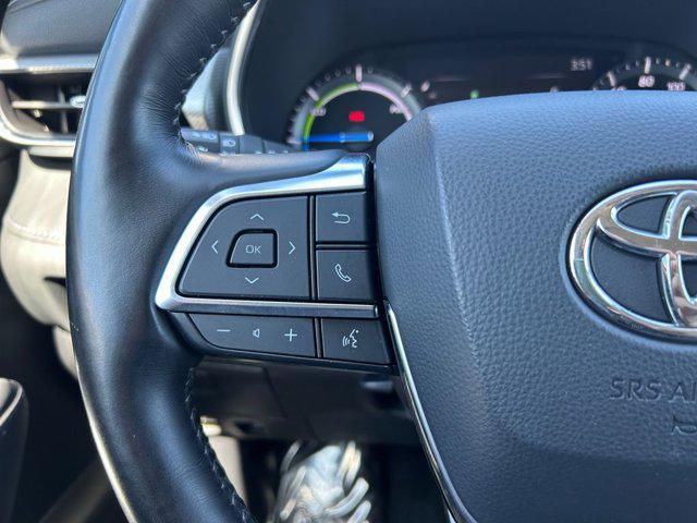 used 2021 Toyota Highlander Hybrid car, priced at $45,999