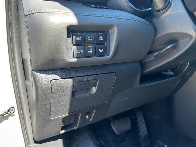 used 2021 Toyota Highlander Hybrid car, priced at $45,999