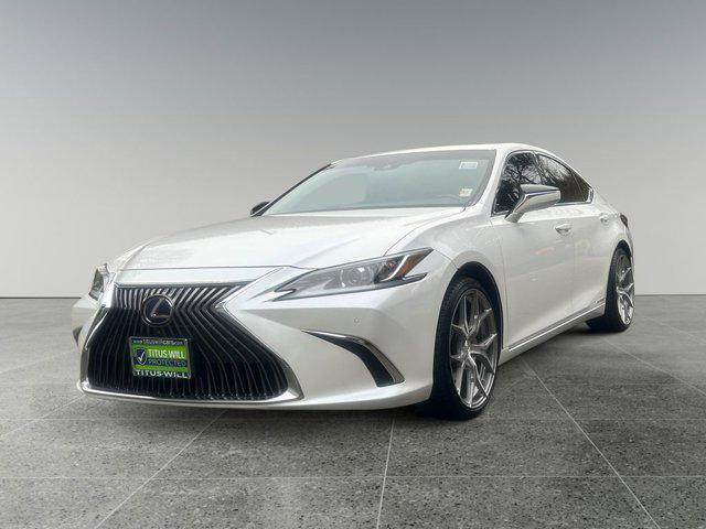 used 2020 Lexus ES 300h car, priced at $37,212