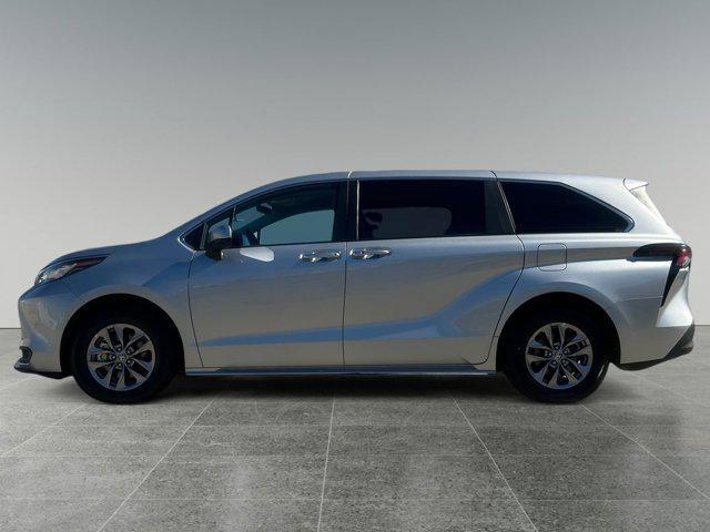 used 2023 Toyota Sienna car, priced at $41,256