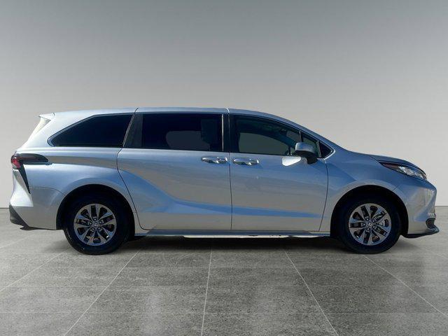 used 2023 Toyota Sienna car, priced at $41,256