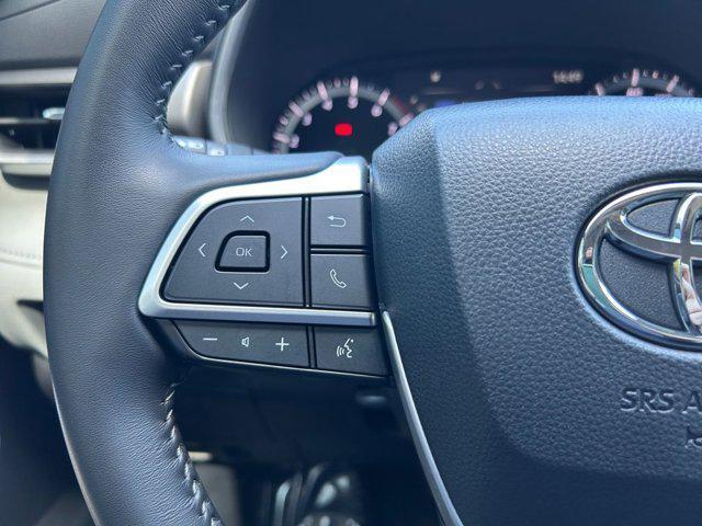 used 2024 Toyota Highlander car, priced at $49,999