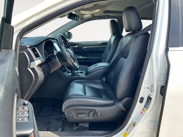 used 2019 Toyota Highlander car, priced at $36,510