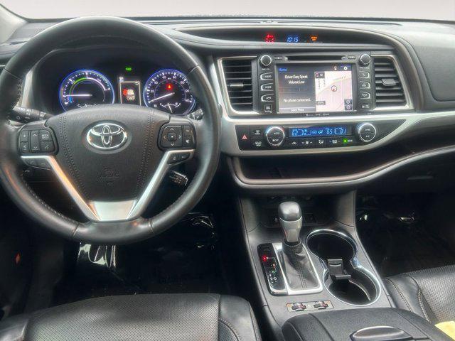 used 2019 Toyota Highlander Hybrid car, priced at $39,999