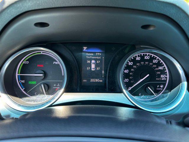 used 2018 Toyota Camry Hybrid car, priced at $29,999
