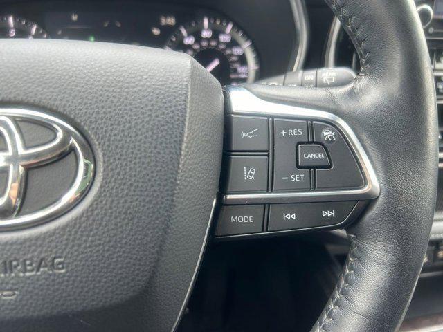 used 2020 Toyota Highlander car, priced at $37,803