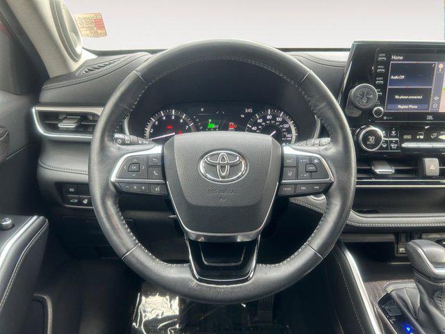 used 2020 Toyota Highlander car, priced at $37,803