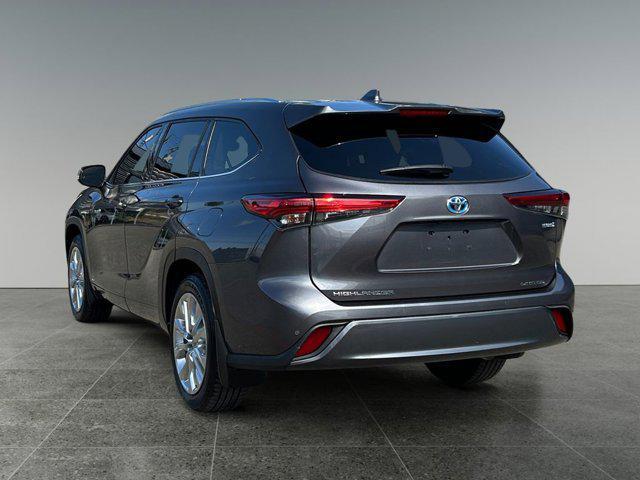 used 2021 Toyota Highlander Hybrid car, priced at $45,424