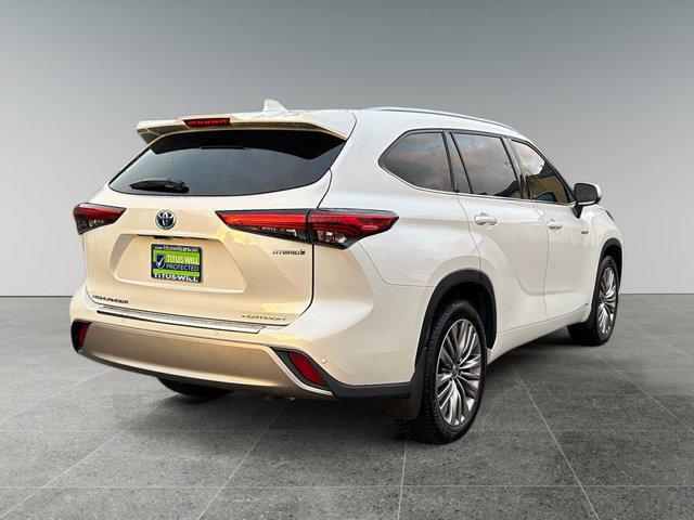 used 2021 Toyota Highlander Hybrid car, priced at $47,999